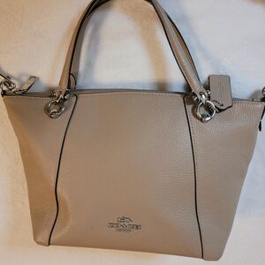 Coach pebbled leather crossbody tan EUC